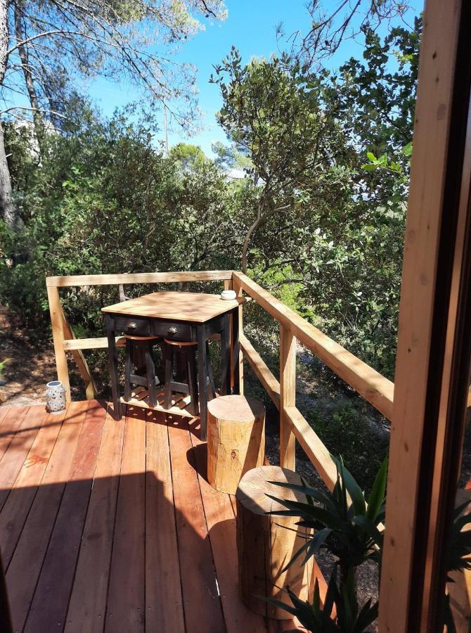 Cabane Dans Les Arbres "La Kaz Aux Cigales" Cuers Exteriör bild
