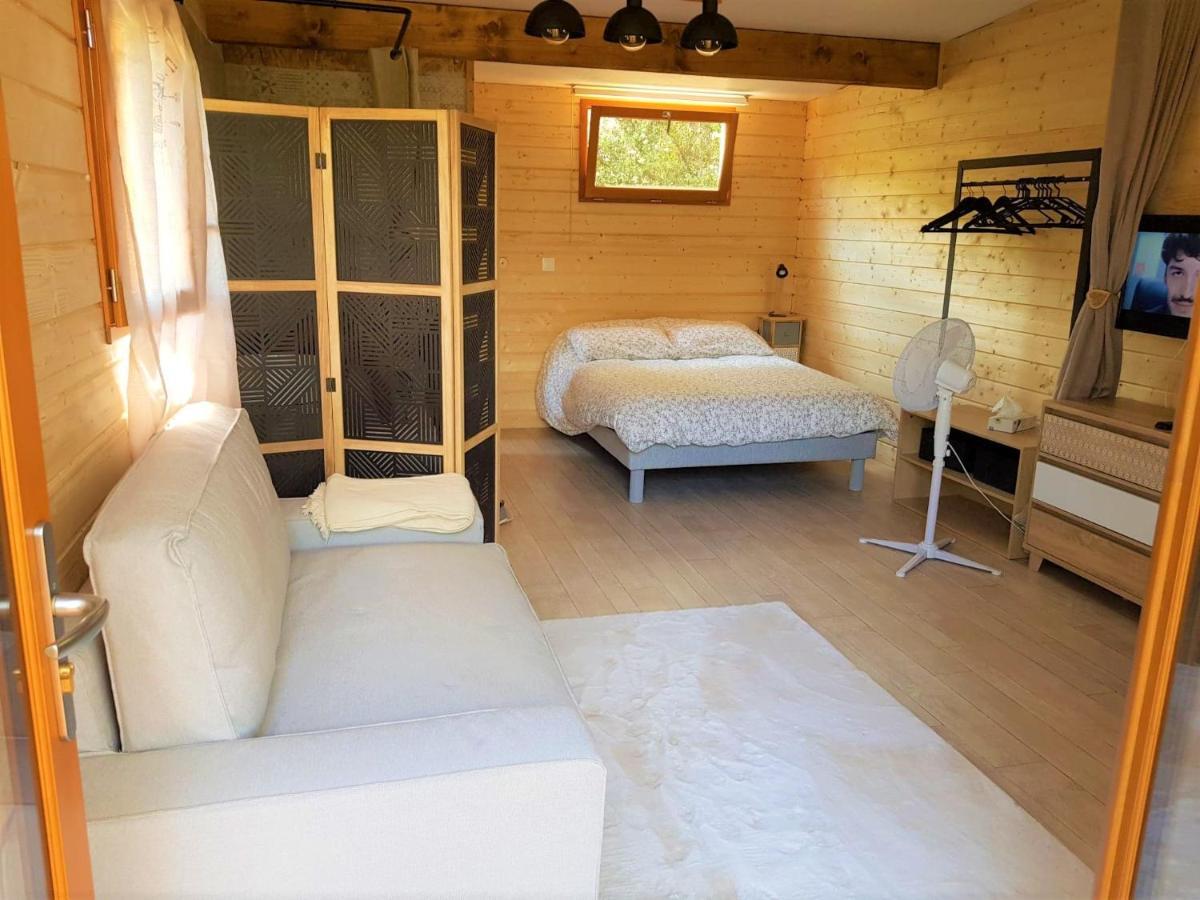 Cabane Dans Les Arbres "La Kaz Aux Cigales" Cuers Exteriör bild